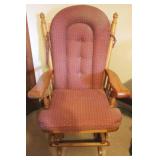 Glider - 26 x 24 x 41