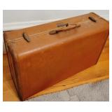 Vintage Samsonite Suitcase w/ key