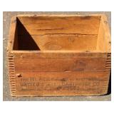 U S Cartridge Co wood ammo box -