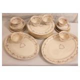 26-piece Old Ivory Syracuse China