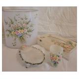 Vintage 4 pc plastic bathroom set