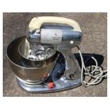 Hamilton Beach mixer - 12 x 12