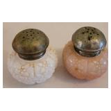 Consolidated glass salt and pepper shakers