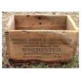 Winchester wooden ammo box - 9 x 15 x 9.5