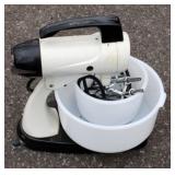 Vintage mixer w/ milk glass bowls
