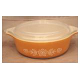 Pyrex Butterfly Gold oval dish with lid