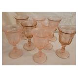 Set of 8 pink glasses