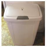 13 Gallon plastic flip top trash can