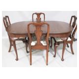 Henkel Harris Dining Table w/ 4 Chairs and Pads