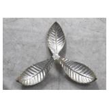 Chelsea House metal leaf - 17" round