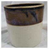 Brown & white vintage crock, 7 x 7