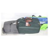 Lot of Travel Bags - assorted sizes
