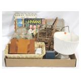 Tray Lot of Assorted Items