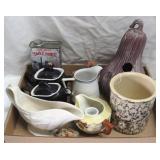 Tray Lot of Assorted Items