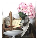 Tray Lot of Assorted Items