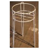 Plant stand, 21 x 11