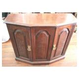 Mahogany console, 36 x 31 x 12