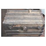Flat top trunk, 28 x 18