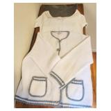 5 Orlon & etc sweaters, grey is large