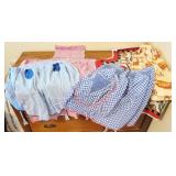 Lot of vintage aprons