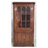 Statton corner cabinet with keys