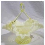 Opalescent vaseline swirl twist handle basket