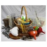 Lot of Assorted Kitchen Items