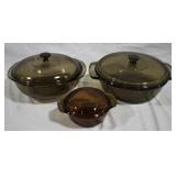 Pyrex bakeware with lids