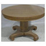 Round quartersawn oak dining table