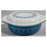Pyrex Dish w/ lid - Snowflake Pattern