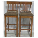 2 Barstools 43x17x19