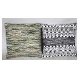 Pair decorative pillows, 17 x 17