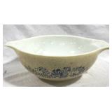 Pyrex Mixing Bowl - 13 x 10.5 x 4.5
