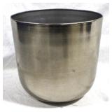 Metal Planter - 8.5 x 9