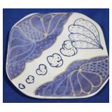 Signed art pottery platter, 10 x 10