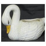 Galor Mold Co. 1984 Swan Bowl 6.5x10x6