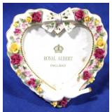 Royal Albert "Old Country Roses"  Frame 8" x 8"