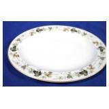 Royal Doulton "Larchmont" Platter 10" x 13"