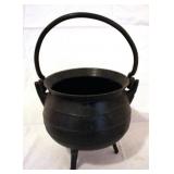 Cast Iron Pot - 8 x 8