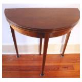 Hepplewhite mahogany lift top game table