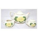 Hull Teapot w/ creamer & sugar bowl (3pcs)