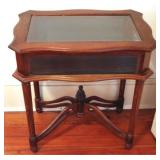 Display Case Table - 24 x 16 x 26