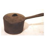 Griswold Pot w/ Lid - 8"