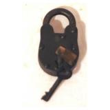Antique Style Lock with Key - 3 x 2