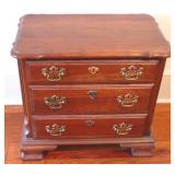 Oskar Huber 3-Drawer Chest - 24 x 15 x 22