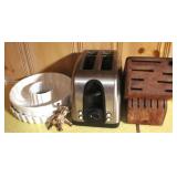 Lot of Assorted Kitchen Items