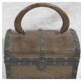 Treasure Chest Jewelry Box, 8 x 5 x 5