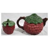 Jay Willfred Teapot with Sugar Set