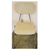Vintage Chair - 16" x 34" x 16"