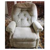 La-Z-Boy Rocker/Recliner - 38" x 32" x 40"